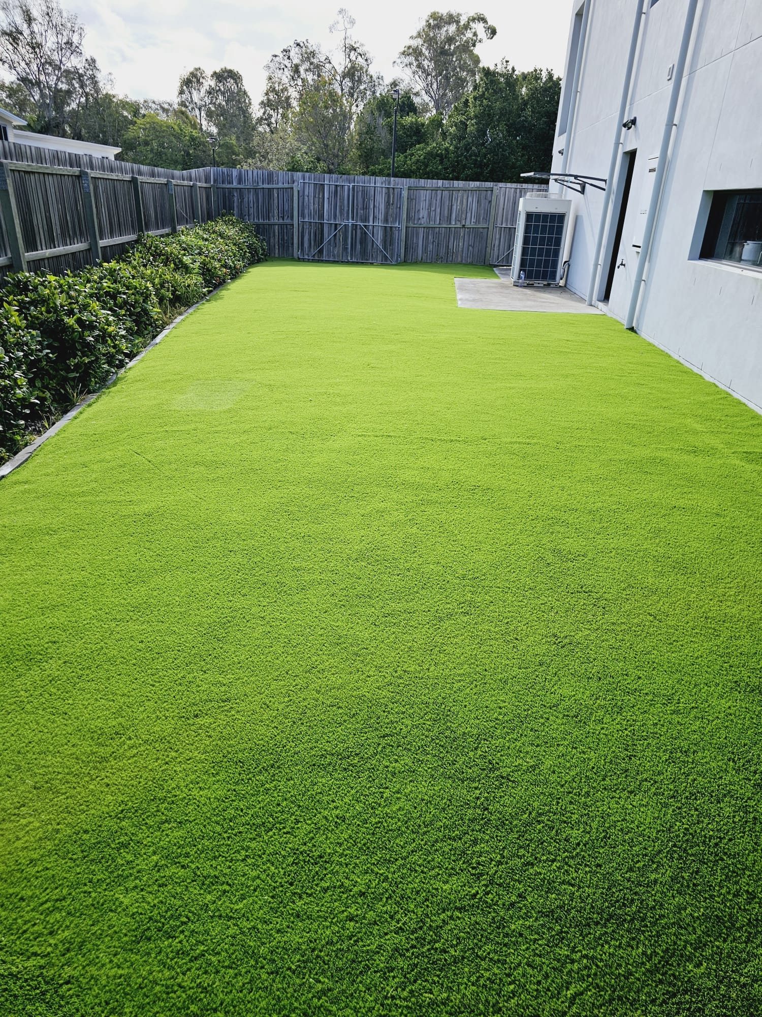 Finished backyard artificial grass, Canberra